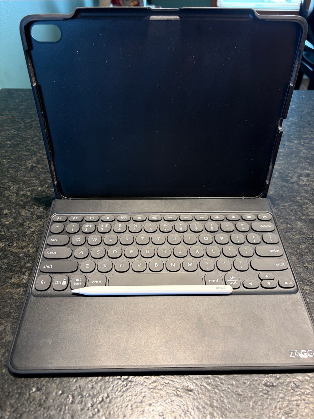 ZAGG Black Keyboard Case for IPAD Pro 12.9 inch (3 Gen)with APPLE Pencil (2 Gen)
